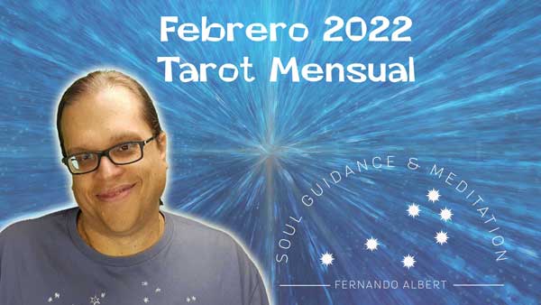 fernando posando para anunciar pronostico febrero 2022